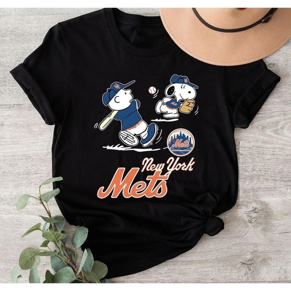 Peanuts T Shirt Charlie Brown Snoopy Playing New York Mets Baseball Fan